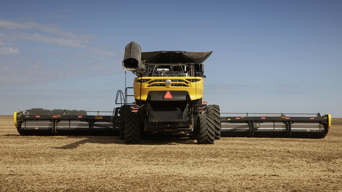 Automatizacion y alto rendimiento New Holland presenta la cosechadora CR11 en Argentina