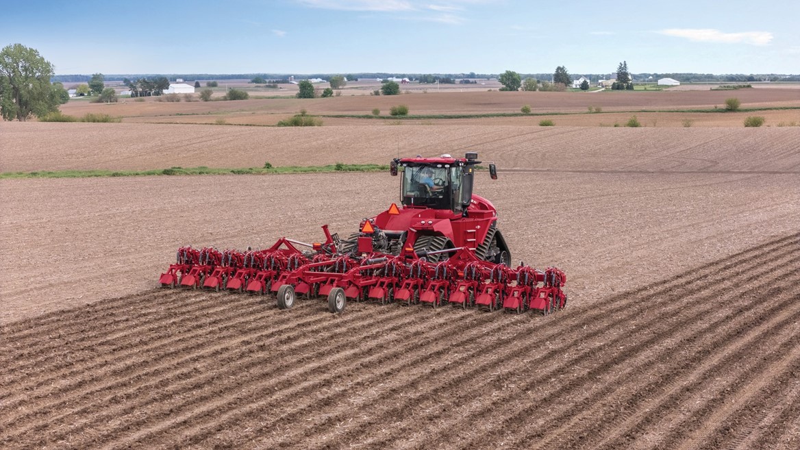 Steiger 645 Quadtrac with Nutri Tiller 1030