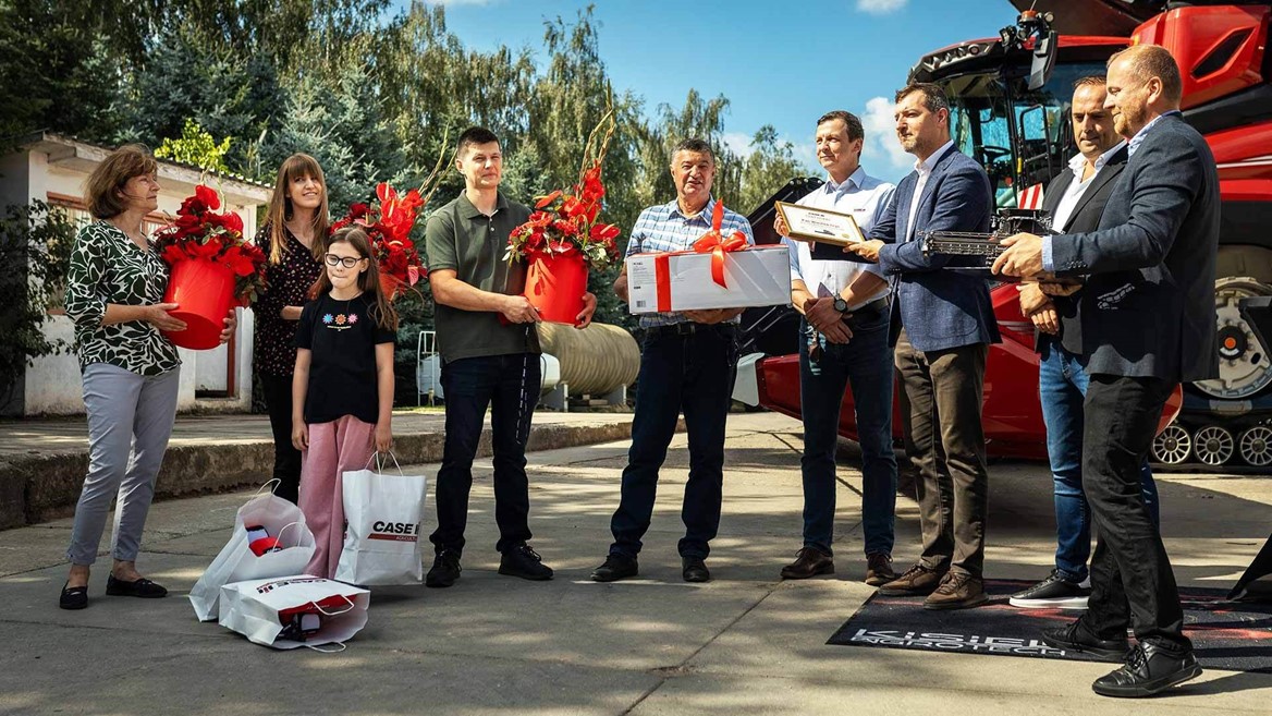 10 PHOTO Przekazanie pierwszego AF10 w Polsce Wies aw Gryn Komunikat prasowy