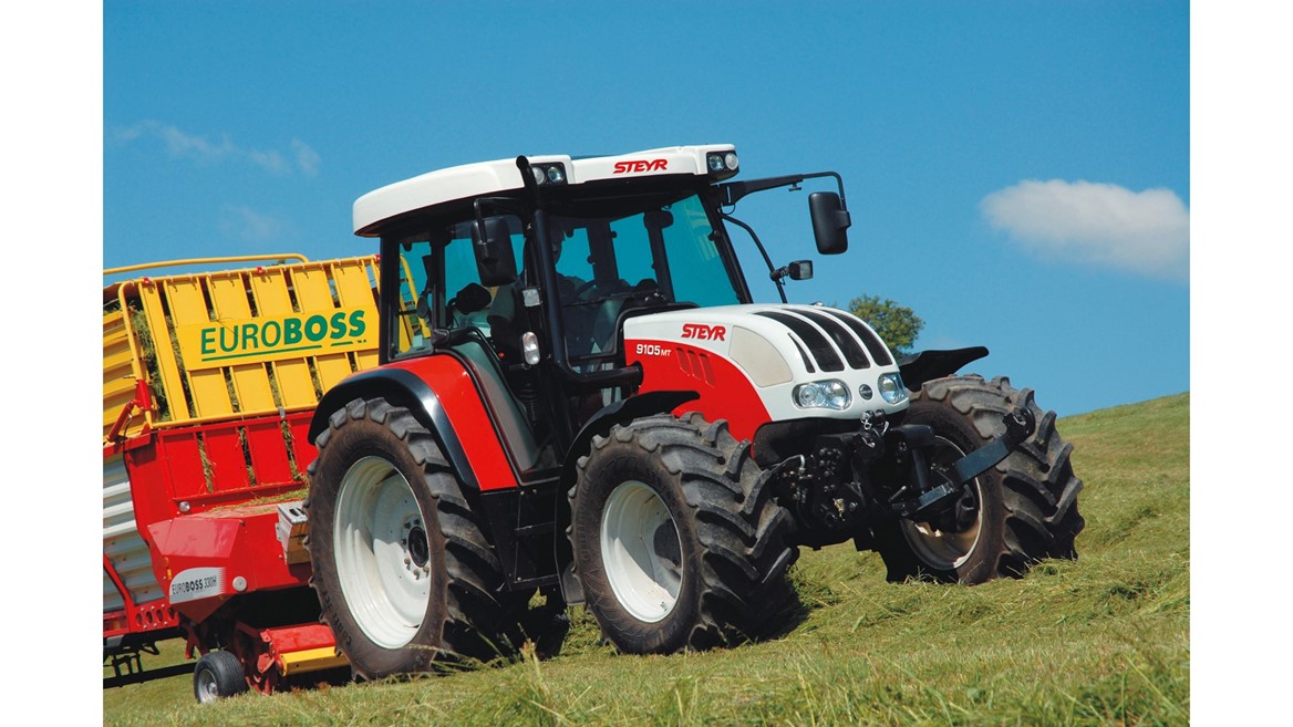 STEYR Historical Tractors 90 Series S7H1033RR