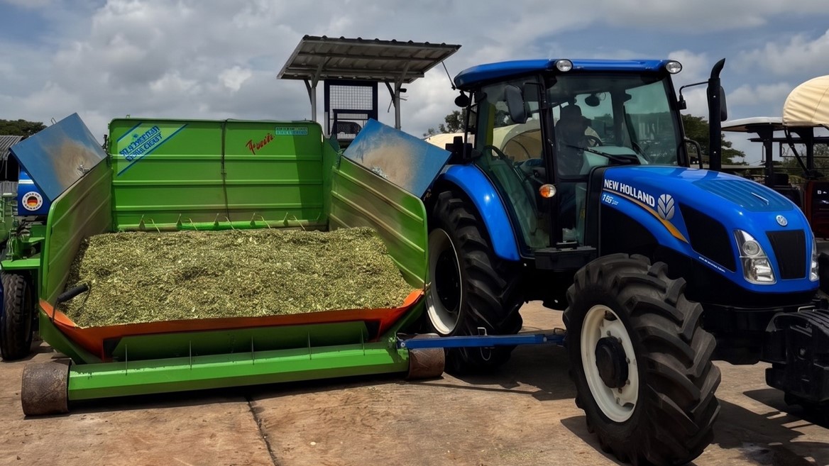 TD5 110 tractor