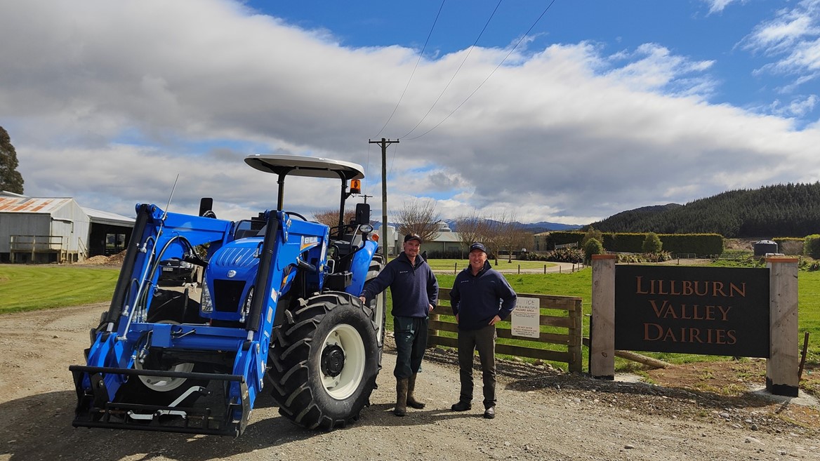FMG Young Farmer of the Year Tom Slee takes delivery of new New Holland TD5 90