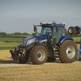 English - New Holland NHDrive Concept Autonomous Tractor Video