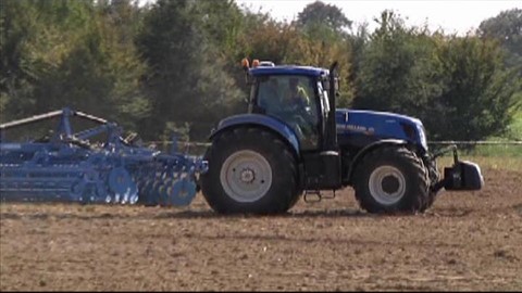 new-holland-s-new-t7-tractor