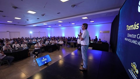 Más de 200 especialistas participaron en el segundo encuentro nacional de técnicos de New Holland