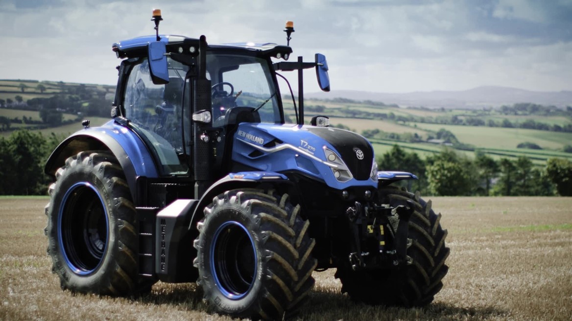 New Holland pioneers alternative fuel agriculture machinery at CNH Industrial Tech Day