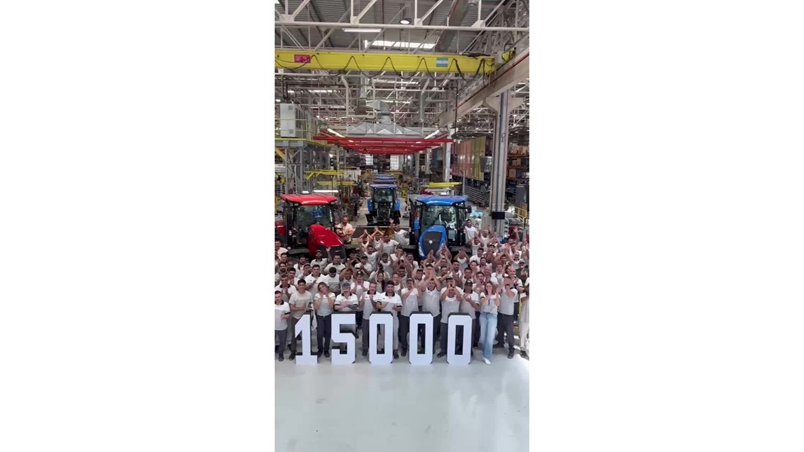 cnh-celebra-la-produccion-de-mas-de-15.000-tractores-en-la-argentina