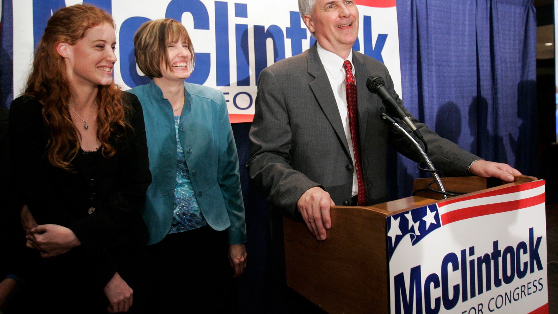 Experts Question the Role of White Mulberry in the Death of Congressman’s Wife