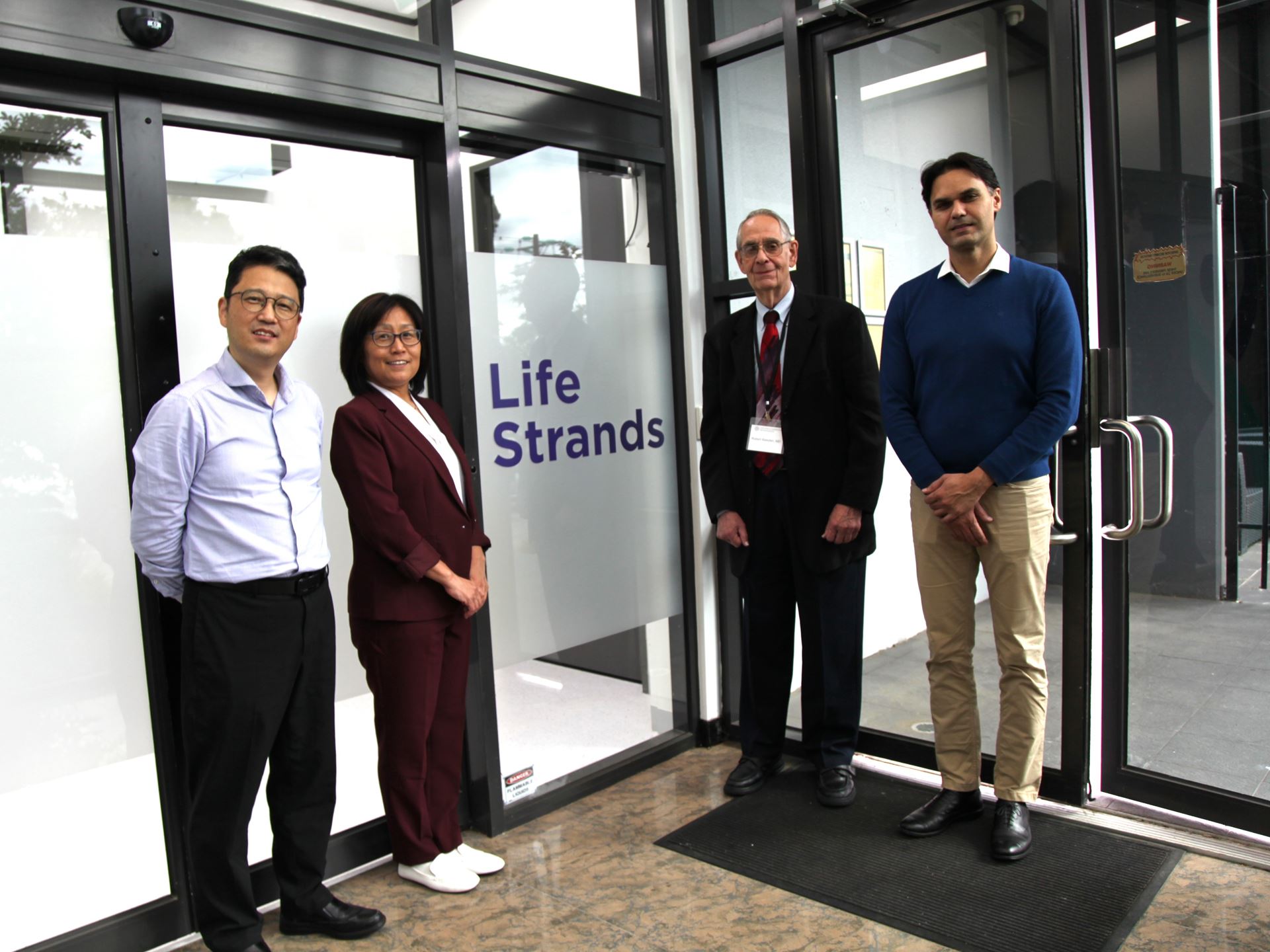 LifeStrands Genomics Australia First Laboratory in Australia to Attain CAP Accreditation