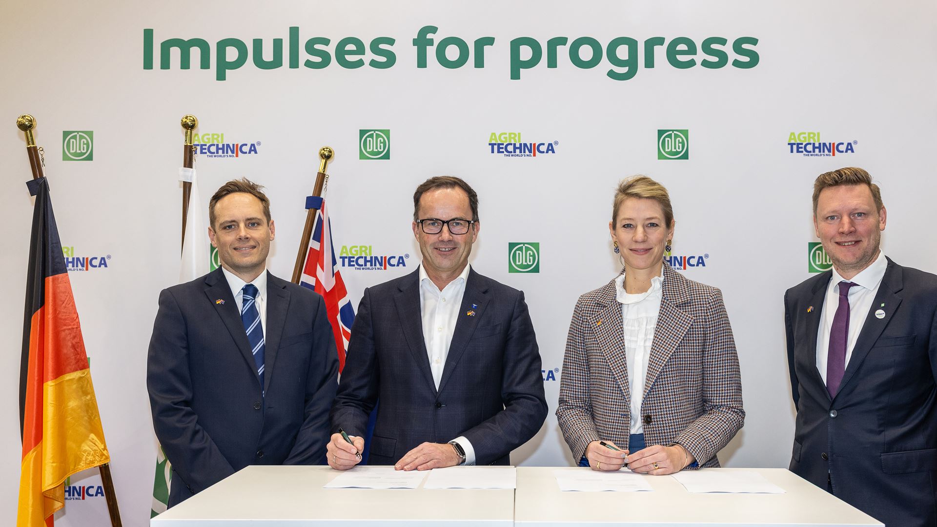Signing DLG Deutsche Messe Czettritz Koeckler