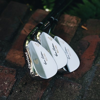 Limited Edition 588 Tour Action Wedge Lifestyle