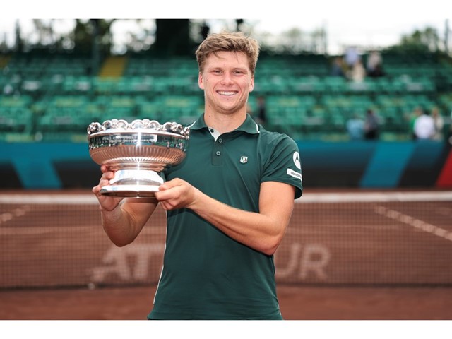 Brooksby Houston Win