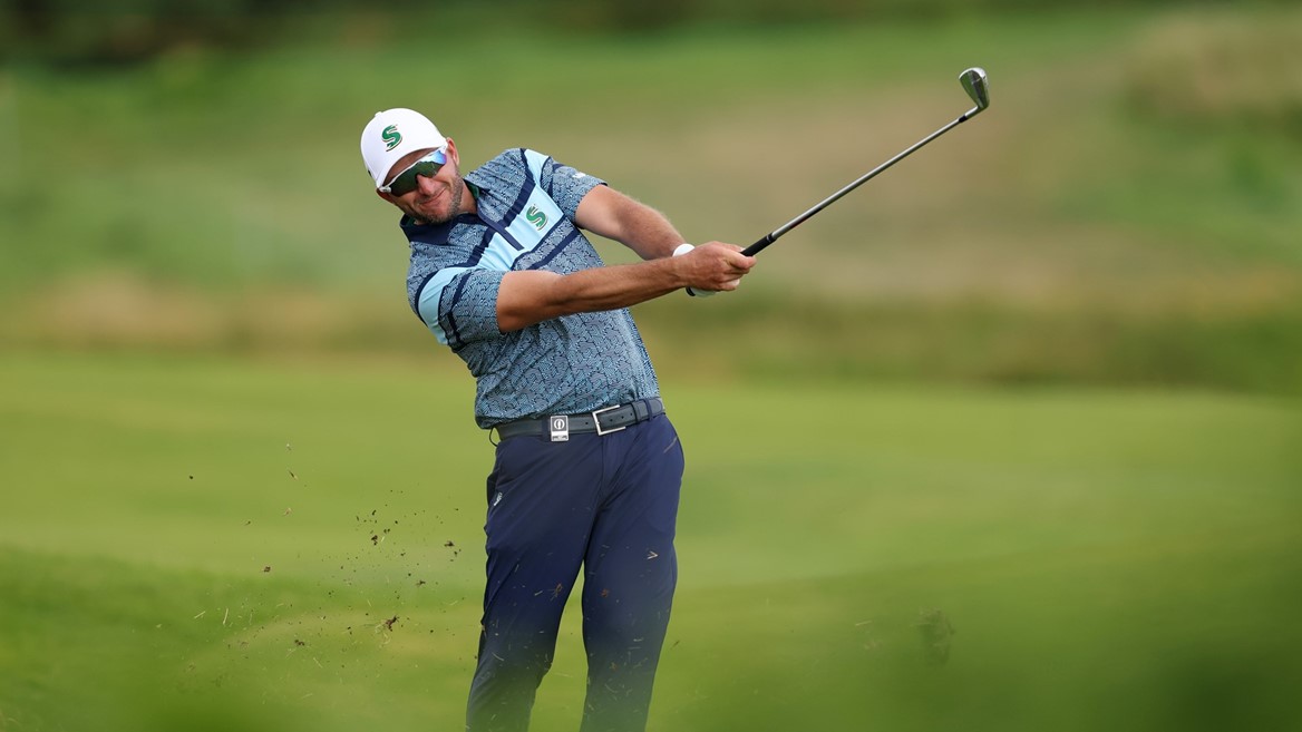 Dean Burmester Srixon Staffer