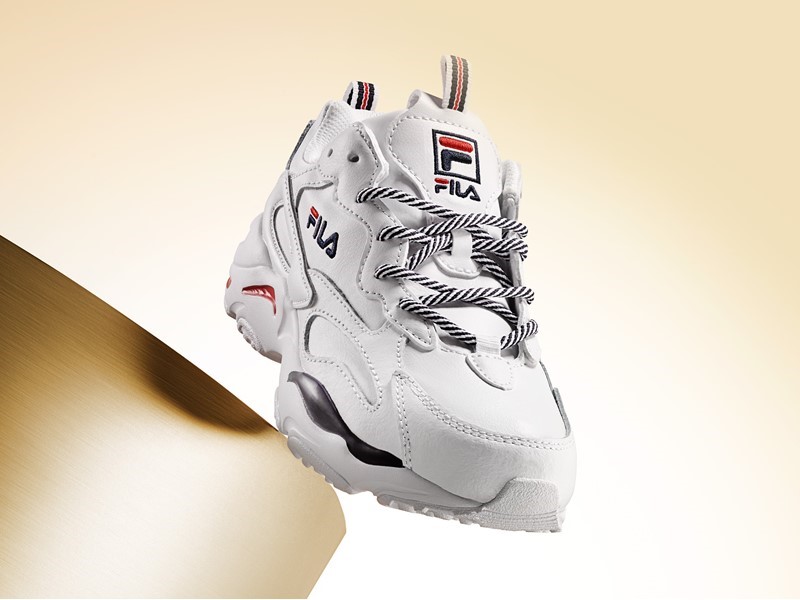 fila tracer trail