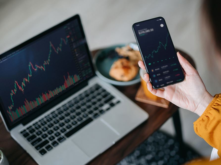 Company News: Financial