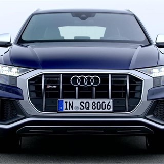 Audi SQ8 footage Navarra Blue