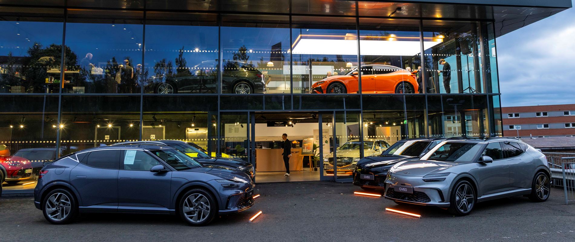 GENESIS GLASGOW CELEBRATES SHOWROOM OPENING WITH EXCLUSIVE CUSTOMER EVENING