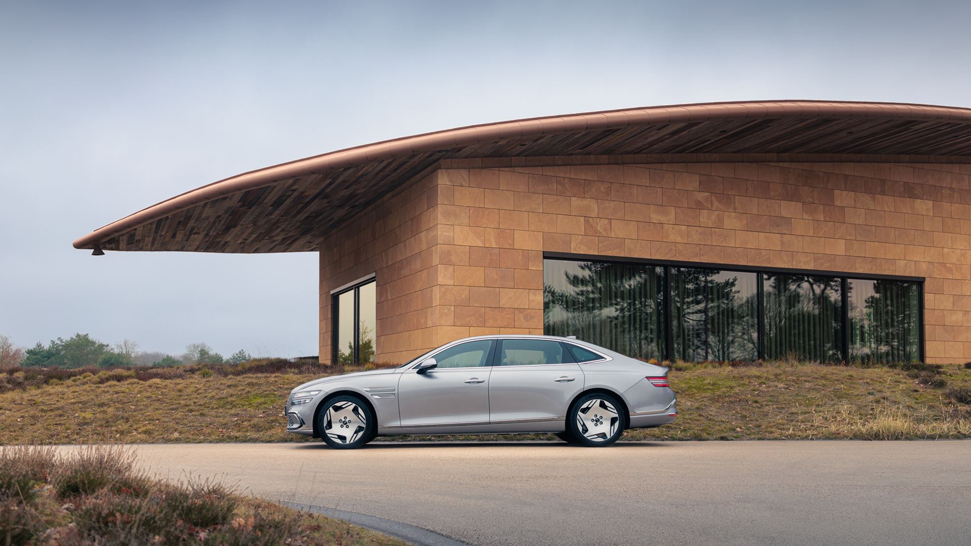 ELECTRIFIED G80