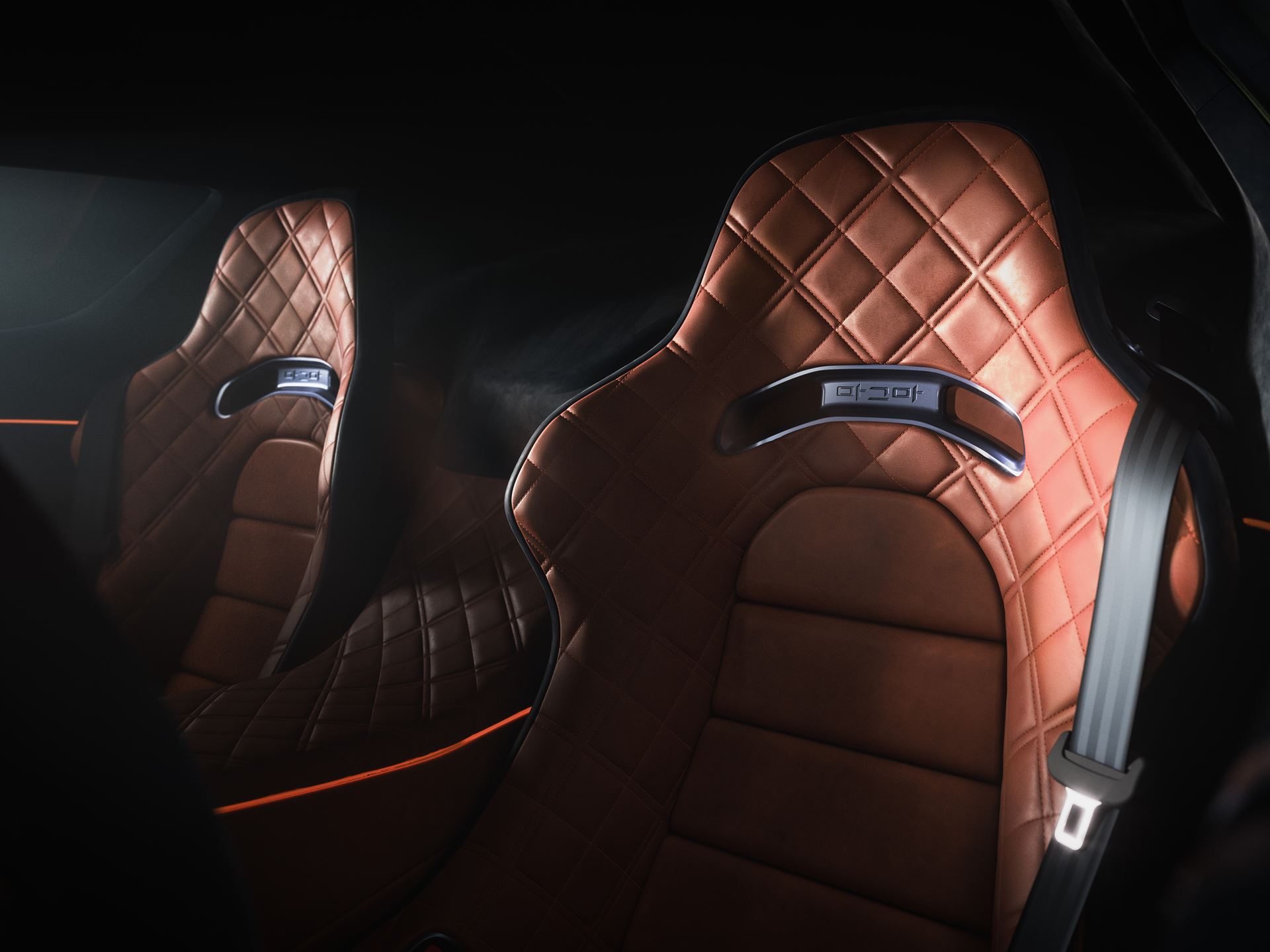 MAGMA GT CONCEPT INTERIOR