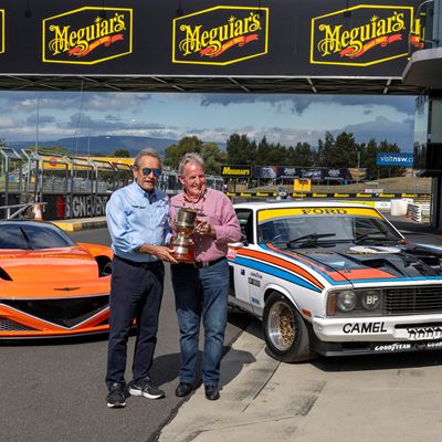 WINNING TROPHY HANDOVER TO THE BATHURST TOWN MAYOR