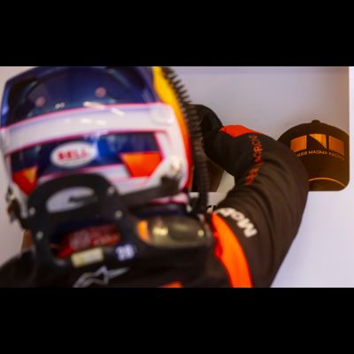 GENESIS MAGMA RACING LIVERY