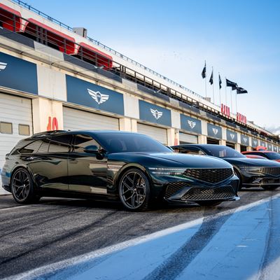 A CLOSER LOOK GENESIS G90 WINGBACK CONCEPT