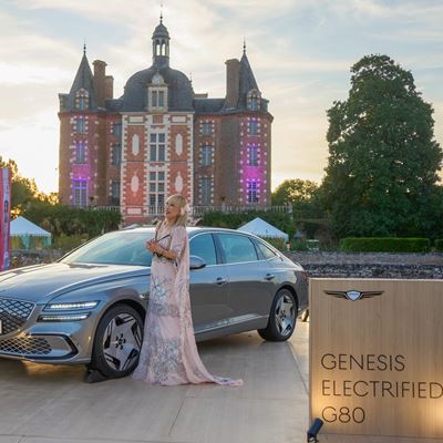 SOUTH KOREAN SOPARANO SUMI JO WITH GENESIS ELECTRIFIED G80