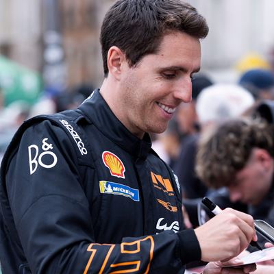 GENESIS MAGMA RACING DRIVER DANI JUNCADELLA
