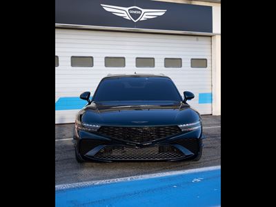 A CLOSER LOOK GENESIS G90 WINGBACK CONCEPT