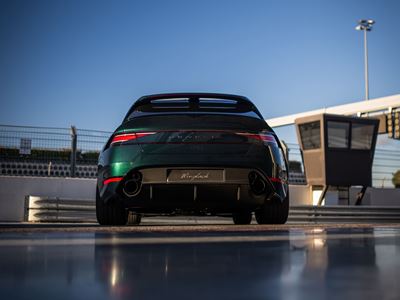 A CLOSER LOOK GENESIS G90 WINGBACK CONCEPT