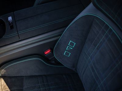 A CLOSER LOOK GENESIS G90 WINGBACK CONCEPT