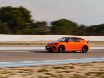 2026 10 5 6 genesis gv60 magma test drives ontrack exterior 12