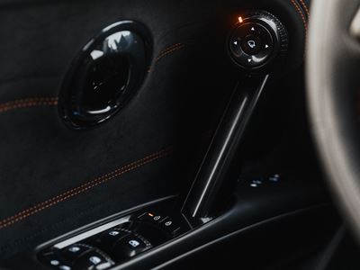 2026 10 5 6 genesis gv60 magma test drives ontrack interior 12
