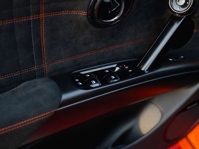 2026 10 5 6 genesis gv60 magma test drives ontrack interior 13