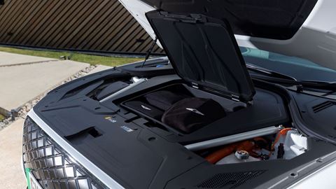 ELECTRIFIED GV70