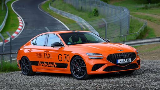 GENESIS TRACK TAXI PROGRAMME AT NURBURGRING