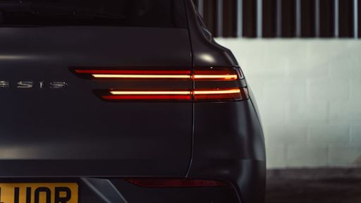 ELECTRIFIED GV70