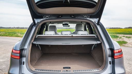 ELECTRIFIED GV70