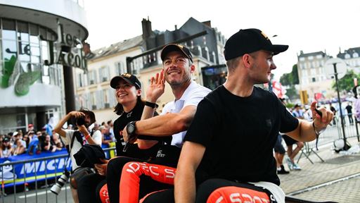  header genesis magma racing team drivers