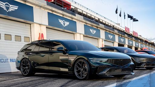 A CLOSER LOOK GENESIS G90 WINGBACK CONCEPT