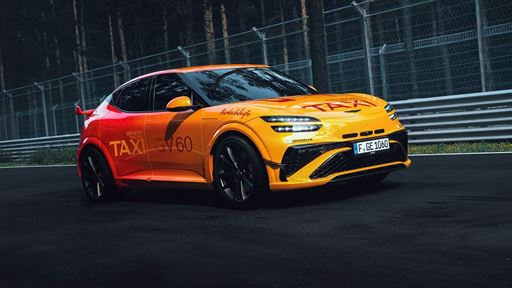GV60 MAGMA TRACK TAXI