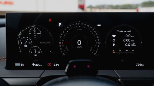 2026 10 5 6 genesis gv60 magma test drives ontrack interior 7