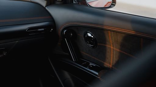 2026 10 5 6 genesis gv60 magma test drives ontrack interior 11