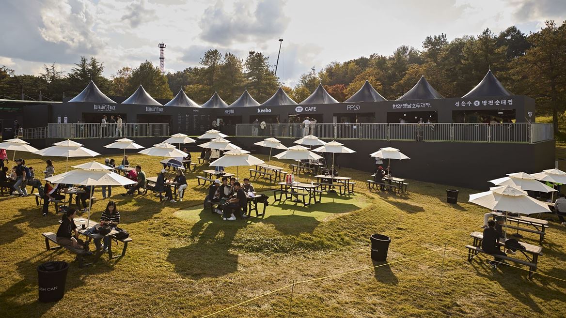 THE CONCESSIONS AREA OF THE FAN VILLAGE HAS A VARIETY OF DELICIOUS DELICACIES FOR FANS TO ENJOY AT THE 2025 GENESIS