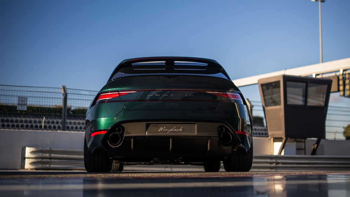 A CLOSER LOOK GENESIS G90 WINGBACK CONCEPT