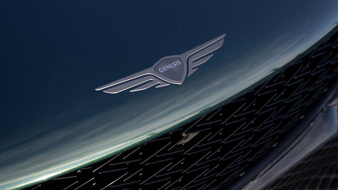 A CLOSER LOOK GENESIS G90 WINGBACK CONCEPT