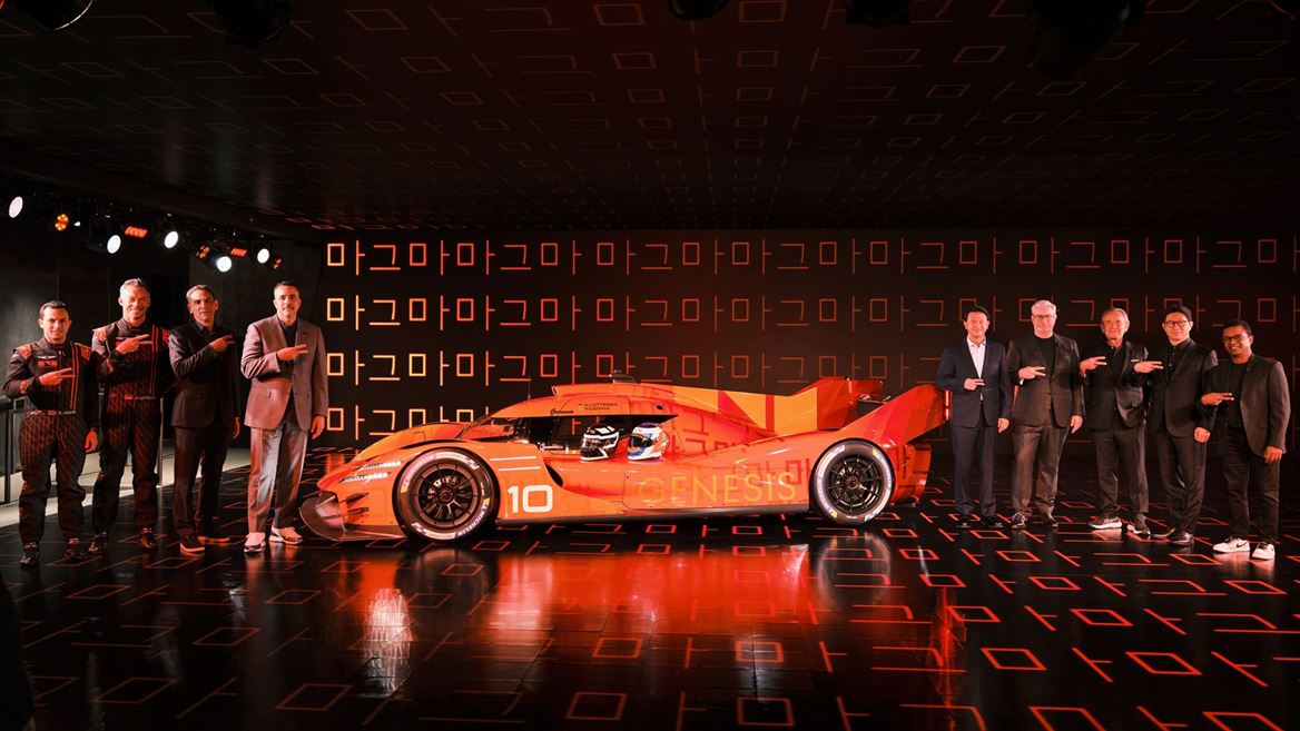 GENESIS MAGMA RACING TEAM DEBUT