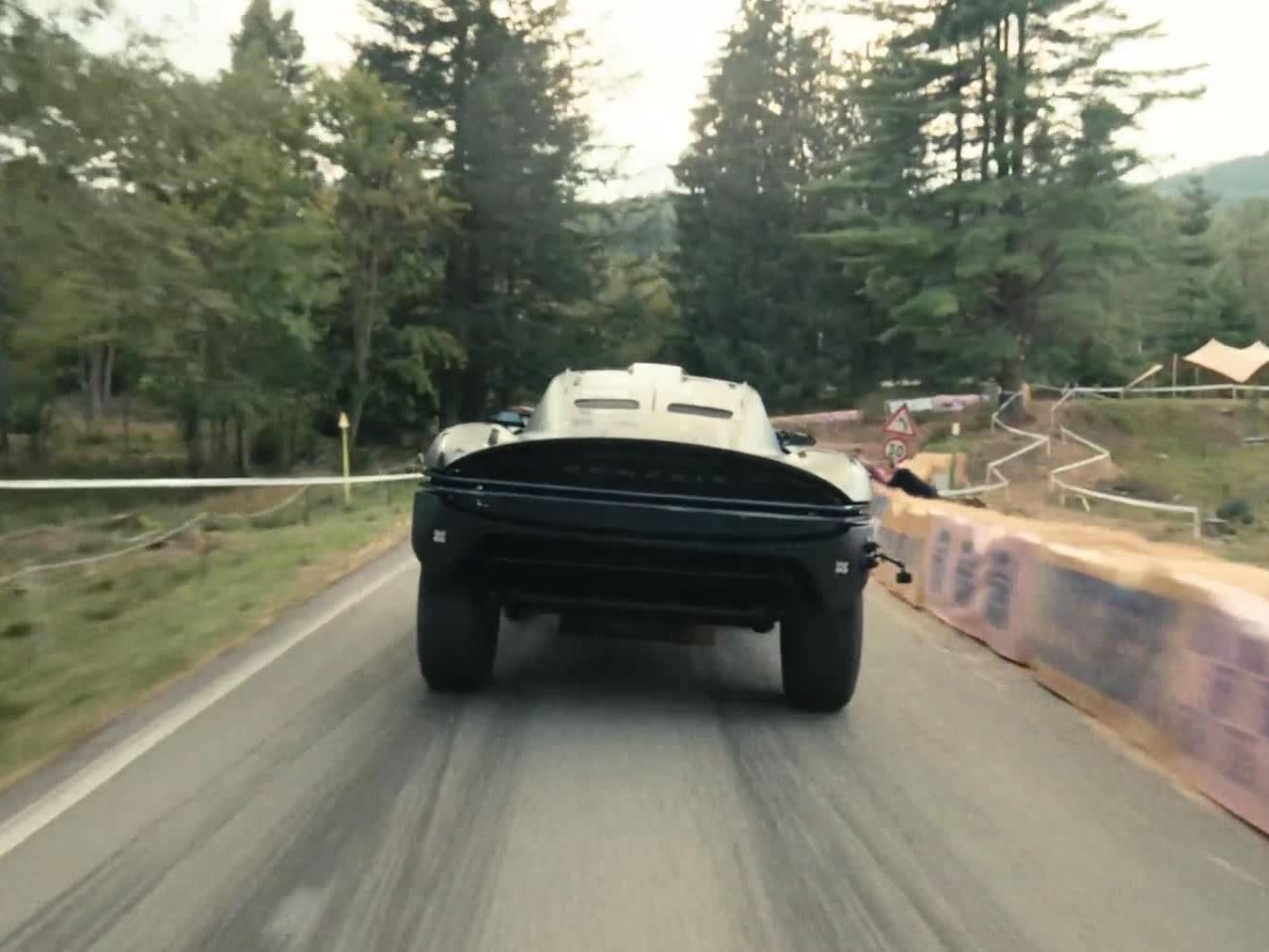 genesis-showcases-magma-gt-and-x-skorpio-concepts-in-dynamic-debut-at-tutto-bene-hillclimb