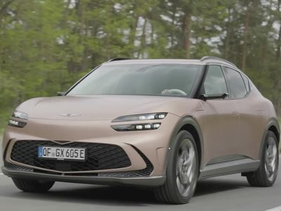 gv60---atacama-copper-matte-dynamic-driving---b-roll