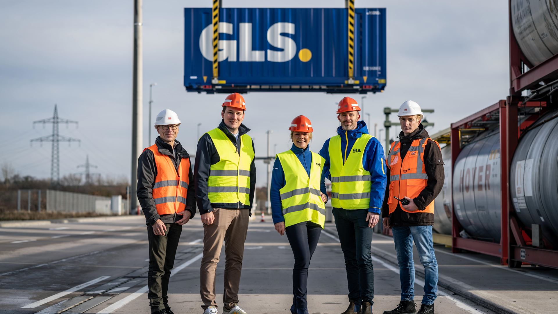 GLS Germany rückt Klimazielen näher: Paketversand per Zug